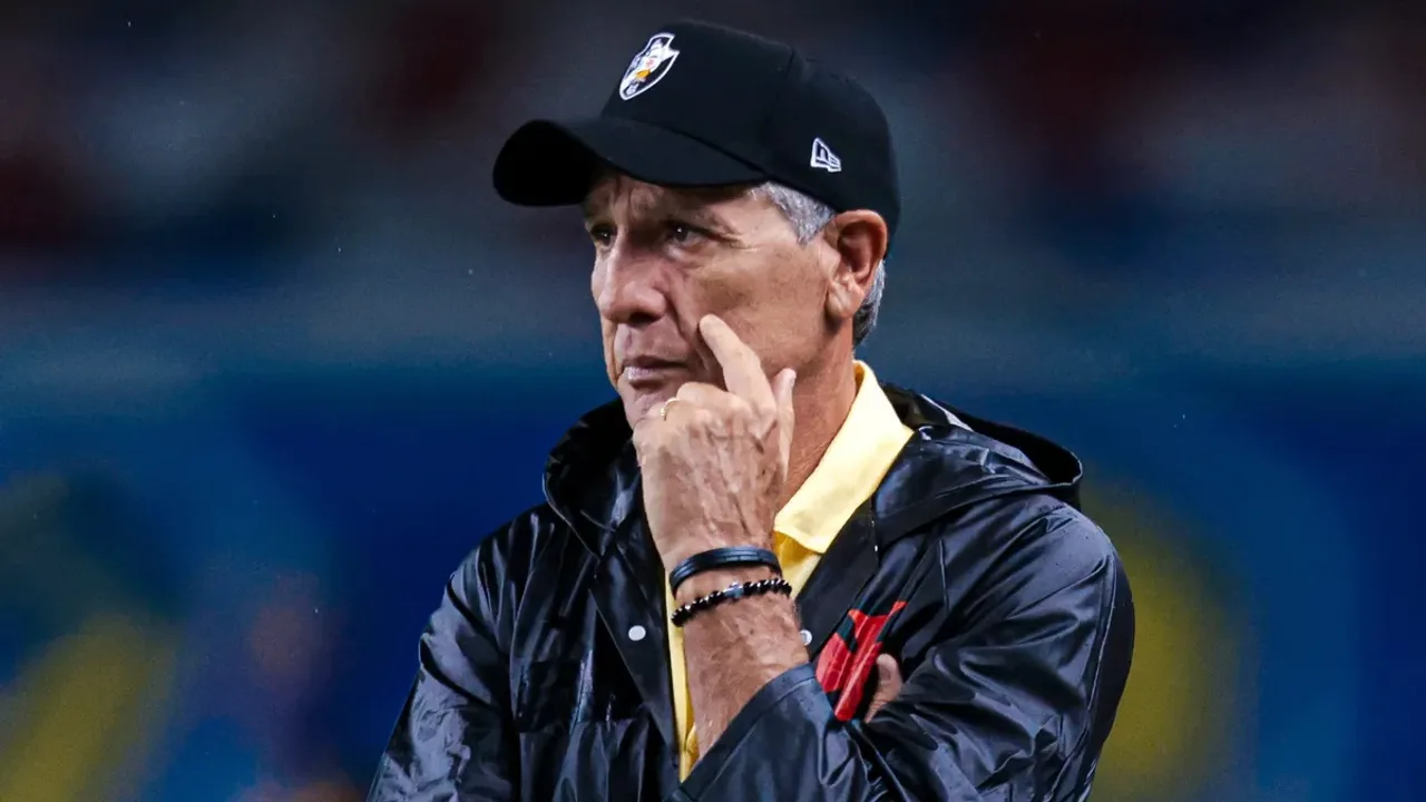 Thiago Mendes é dúvida no Vasco para enfrentar o Corinthians; Spinelli ganha força no ataque